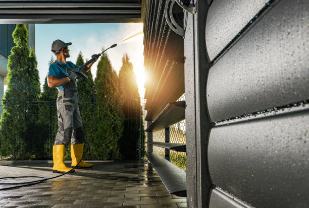 Garage Pressure Washing in Bloomfield, NY