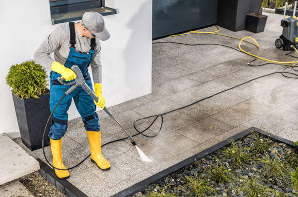 Why Choose Our Certified Pressure Washing Experts for Your Project Needs in Bloomfield, NY?